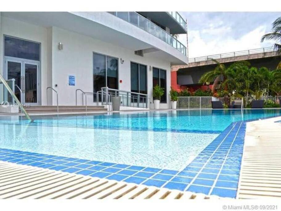 Ocean View 2Br 2Bth Hallandale Beach Miami Ft Lauderdale Екстериор снимка